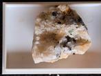 Malachiet xx uit Frankrijk. (micromount), Ophalen of Verzenden, Mineraal