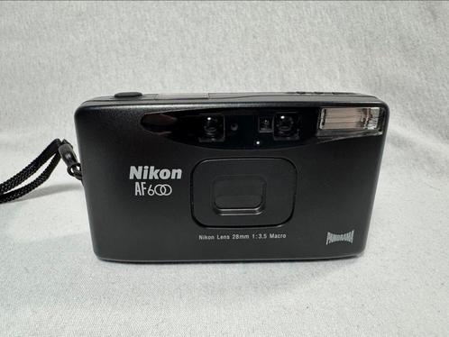 Nikon AF 600 analoog fototoestel, Audio, Tv en Foto, Fotocamera's Analoog, Zo goed als nieuw, Compact, Nikon, Ophalen of Verzenden