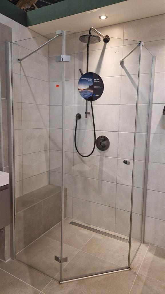 Duka douche cabine, Huis en Inrichting, Badkamer | Complete badkamers, Zo goed als nieuw, Ophalen of Verzenden