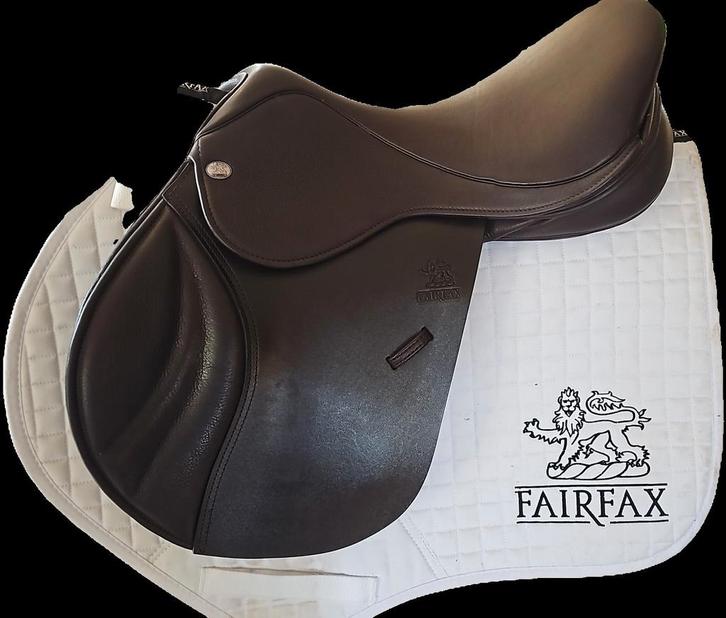 nieuw springzadel.17 inch fairfax bruin, Dieren en Toebehoren, Paarden en Pony's | Zadels, Zo goed als nieuw, Springen, Ophalen of Verzenden