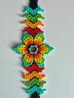 Armband uit Ecuador - bloem, groen, kraaltjes - NIEUW!, Overige materialen, Overige kleuren, Nieuw, Ophalen of Verzenden