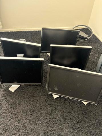 5 Dell Monitoren beschikbaar voor biedingen