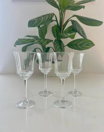 4 vintage luminarc octime witte wijnglazen. Eighties glas beschikbaar voor biedingen