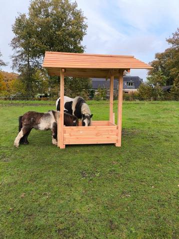 hooiruif paard met bak ROBUUST DOUGLAS beschikbaar voor biedingen