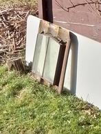 Dakraam van gietijzer.  Met glas., Ophalen, Gebruikt