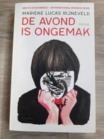 Roman De avond is ongemak - Marieke Lucas Rijneveld €5,-, Marieke Lucas Rijneveld, Ophalen of Verzenden, Zo goed als nieuw, Nederland