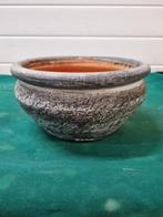 bloempot grijs rond, Tuin en Terras, Bloempotten, Ophalen of Verzenden, 'T Olde Gre-j, Info@toldegrej.nl, Endepoelstraat 20f Didam