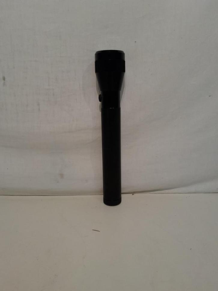 Zelfverdedigings Zaklamp, Caravans en Kamperen, Zaklampen, Zo goed als nieuw, Batterij, Ophalen of Verzenden