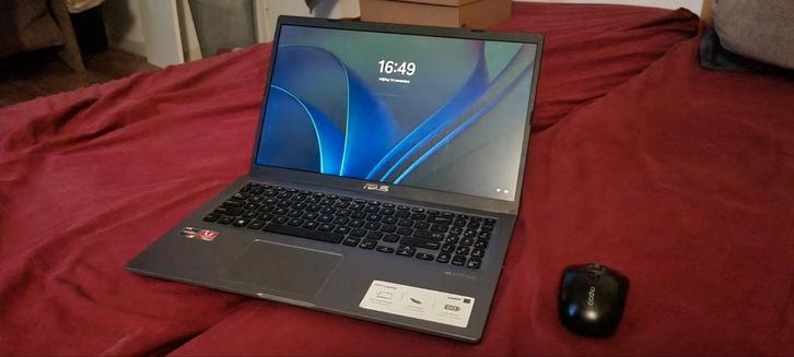 Asus laptop 15.6 inch D515D, Computers en Software, Windows Laptops, 15 inch, 2 tot 3 Ghz, 8 GB, Qwerty, Ophalen of Verzenden