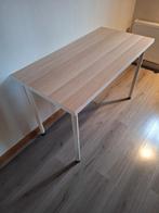 Ikea Linnmon tafel - met witte verstelbare poten, Huis en Inrichting, Tafels | Eettafels, Overige materialen, Gebruikt, 100 tot 150 cm