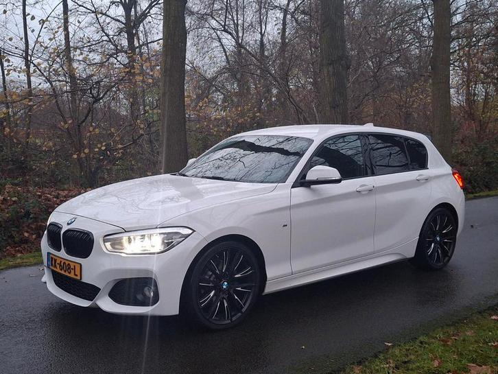 Nette BMW 1-Serie 2.0 118D 150pk 5DR AUT 2016 Wit, Auto's, BMW, Particulier, 1-Serie, Airbags, Airconditioning, Alarm, Bluetooth