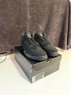 Nike Air Jordan 4 Retro (Black Cat 2025) maat 42, Kleding | Heren, Schoenen, Ophalen of Verzenden, Nieuw, Zwart, Sneakers of Gympen