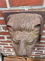 Leeuwenkop van zwaar ijzer., Ophalen, Gebruikt