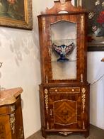 Prachtige antieke hoekvitrine geheel gereinigd, Antiek en Kunst, Antiek | Meubels | Tafels, Ophalen