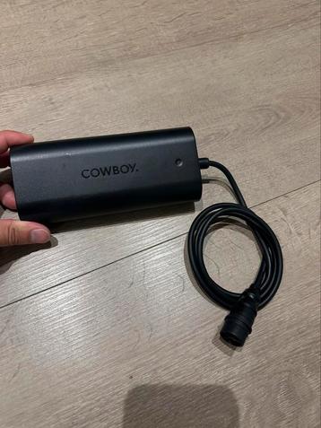 Cowboy - oplader/ batterijlader - KAPOT / Werkt niet beschikbaar voor biedingen