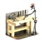Klussen aan de werkbank - steelman, klussen, beeldje, cadeau, Verzamelen, Beelden en Beeldjes, Ophalen of Verzenden