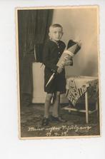 E49 eerste schooldag, jongen, 1939, Verzenden, Foto, Zo goed als nieuw, Voor 1940