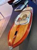 Riva model boot 40 cm, Hobby en Vrije tijd, Modelbouw | Boten en Schepen, Ophalen, Zo goed als nieuw, Overige merken
