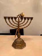 Joodse Menora Kandelaar, Ophalen, Koper of Brons