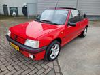 Peugeot 205 1.4 XS Cabriolet (bj 1995), Auto's, Oldtimers, Voorwielaandrijving, 1360 cc, Zwart, Cabriolet