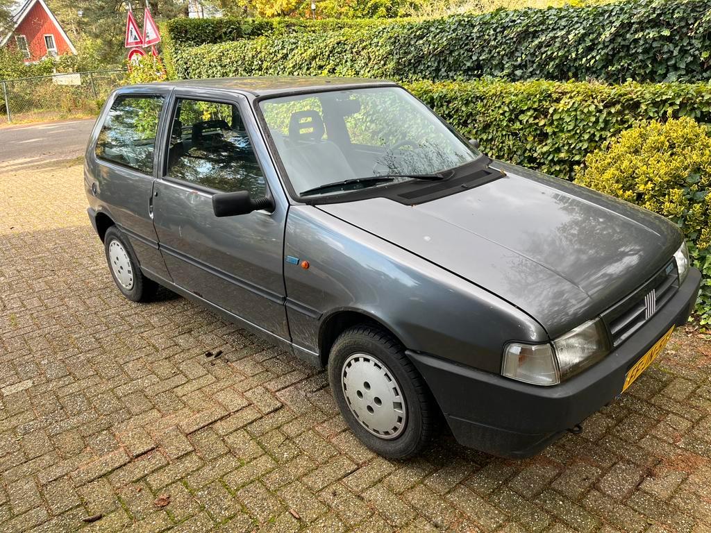 b6e19502-9fa3-473b-81ca-d6278ff6dfb3