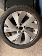 Originele Volkswagen Golf 8 velgen met winterbanden, Auto-onderdelen, Banden en Velgen, Ophalen, Gebruikt, Velg(en), 17 inch
