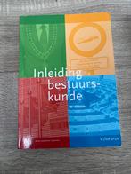 Inleiding Bestuurskunde - W. Oosten, Boeken, Ophalen of Verzenden, Zo goed als nieuw, Overige uitgevers, Nederlands