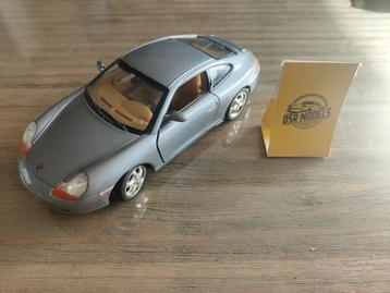 1:18 Porsche 911 Carrera 