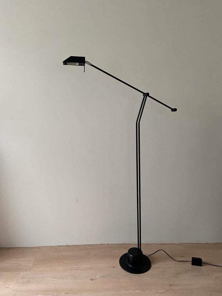 Vintage Massive vloerlamp - 80s design, Huis en Inrichting, Lampen | Vloerlampen, Gebruikt, 150 tot 200 cm, Metaal, Ophalen
