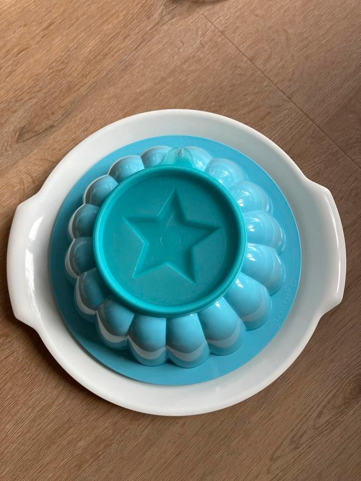 Puddingvorm met Ster - Tupperware, Huis en Inrichting, Keuken | Tupperware, Zo goed als nieuw, Bak of Kom, Blauw, Ophalen of Verzenden