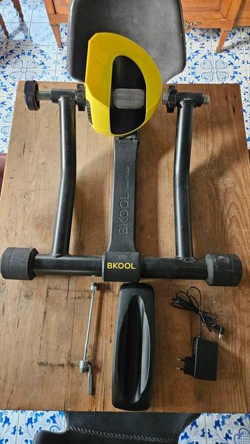 Bkool Pro Smart 2 Fietstrainer -klaar voor Zwift/Trainerroad beschikbaar voor biedingen
