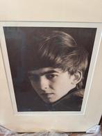 Beatles George Harrison gesigneerd door Astrid Kirchherr, Ophalen