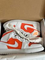 WMNS AIR Jordan 1 MID Citrus/White size 42,5, Nike Air Jordan, Wit, Ophalen of Verzenden, Sneakers of Gympen