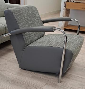 *Nieuwstaat* Leolux scylla fauteuil beschikbaar voor biedingen