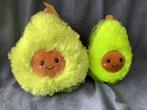 Twee leuke zachte avocado knuffeltjes tbv KIKA, Ophalen of Verzenden, Nieuw, Overige typen