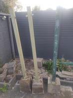 Gratis stalen palen met betonnen poeren, Ophalen, Gebruikt, 180 tot 250 cm, Palen