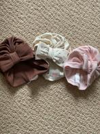 Drie snoezige mutsjes 50/56 voor jouw meisje, Ophalen of Verzenden, Zo goed als nieuw, Meisje