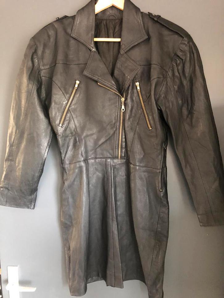 Zwart echt lederen jurk met ritsen 40/42, Kleding | Dames, Jurken, Zo goed als nieuw, Maat 38/40 (M), Zwart, Boven de knie, Ophalen of Verzenden