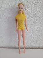 Barbie Twist 'n Turn Malibu (european) uit 1973, Verzamelen, Poppen, Ophalen of Verzenden, Gebruikt, Pop