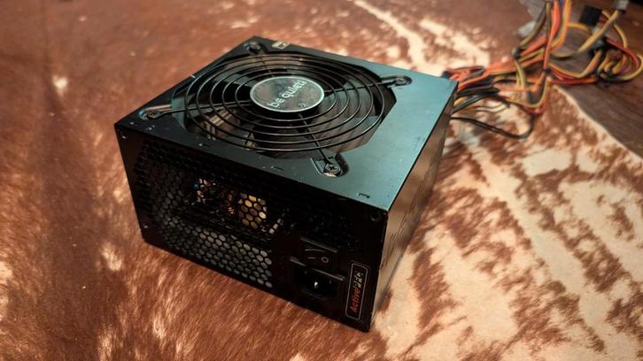 be quiet! S6-SYS-UA-300W Voeding - 300 Watt, Computers en Software, Interne voedingen, Gebruikt, Ophalen of Verzenden