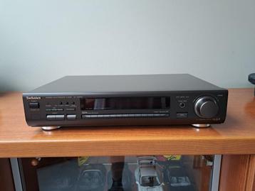 TECHNICS ST-GT650 beschikbaar voor biedingen