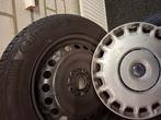 wielen volvo v40 met winterbanden met bijna nieuw profiel, Ophalen, Gebruikt