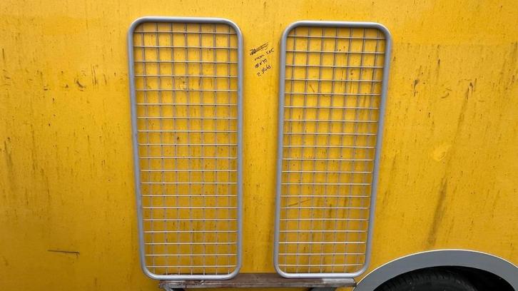 Partij metalen frames, roosters en standaards ,diverse maten, Doe-het-zelf en Verbouw, Metalen, Nieuw, IJzer, Ophalen