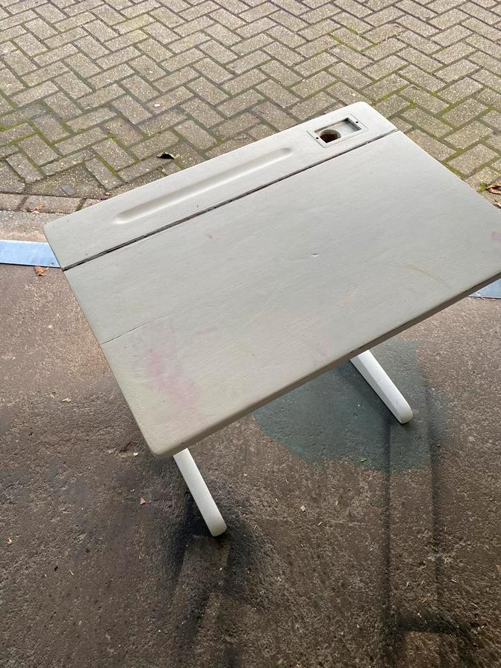 Vintage Kinder Lessenaar - Jaren 60, Huis en Inrichting, Bureaus, Gebruikt, Bureau, Ophalen