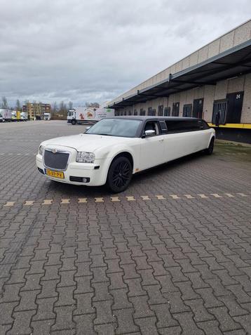 Chrysler 300C 3.5 V6 Platinum Limousine 9 Personen LPG G3 beschikbaar voor biedingen