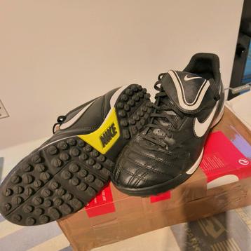Nike Tiempo Schoen - Maat 42 beschikbaar voor biedingen