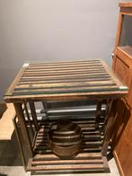 Antieke teakhouten bijzettafel met glasplaat, Ophalen of Verzenden