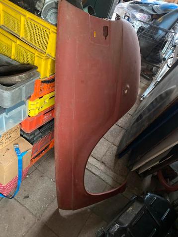 Plaatwerk Triumph beschikbaar voor biedingen