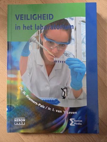 Veiligheid in het Laboratorium beschikbaar voor biedingen