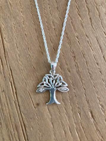 Tree of life / ierse ketting zilver met levensboom beschikbaar voor biedingen